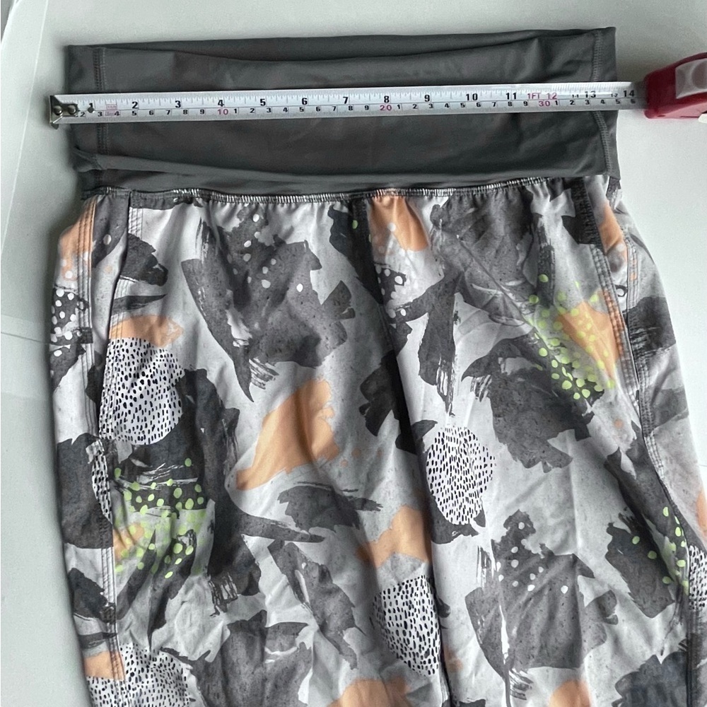 LULULEMON Om Pant Mini Art Pop White Multi / Slate 4 - Picture 7 of 7